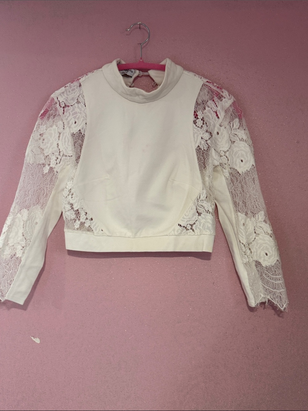bebe white Lace-Sleeve long sleeve crop top